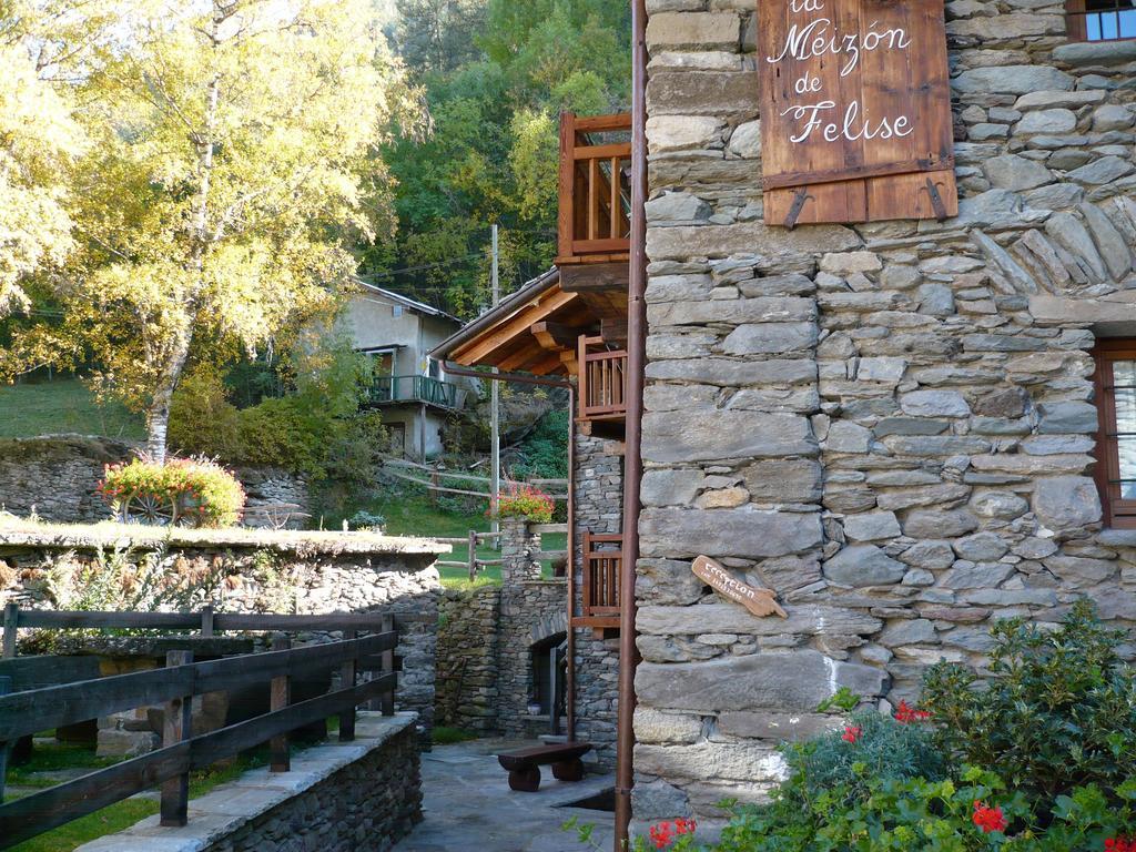 La Meizon de Felise Arvier Exterior foto